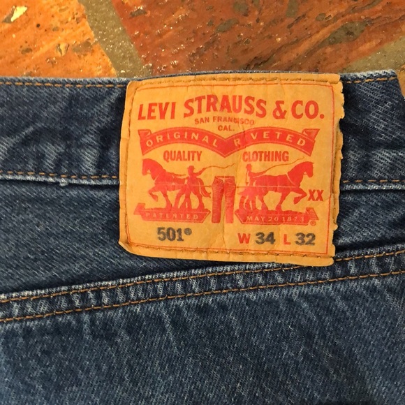 Levi’s 501 Button Fly Jeans (Unisex) sz34x32 - Picture 8 of 9